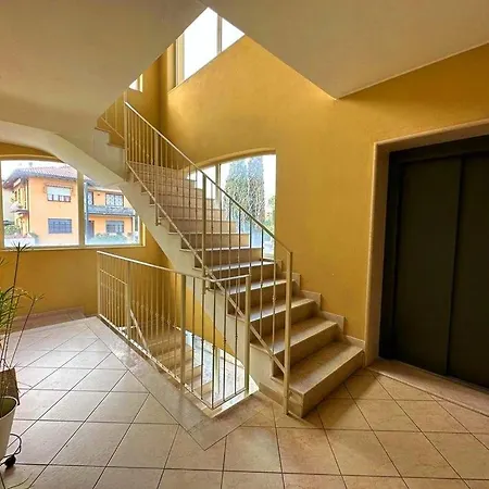Louis Garda Apartment