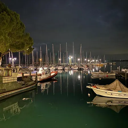 Appartement Louis Deluxe Apartment&private Garage